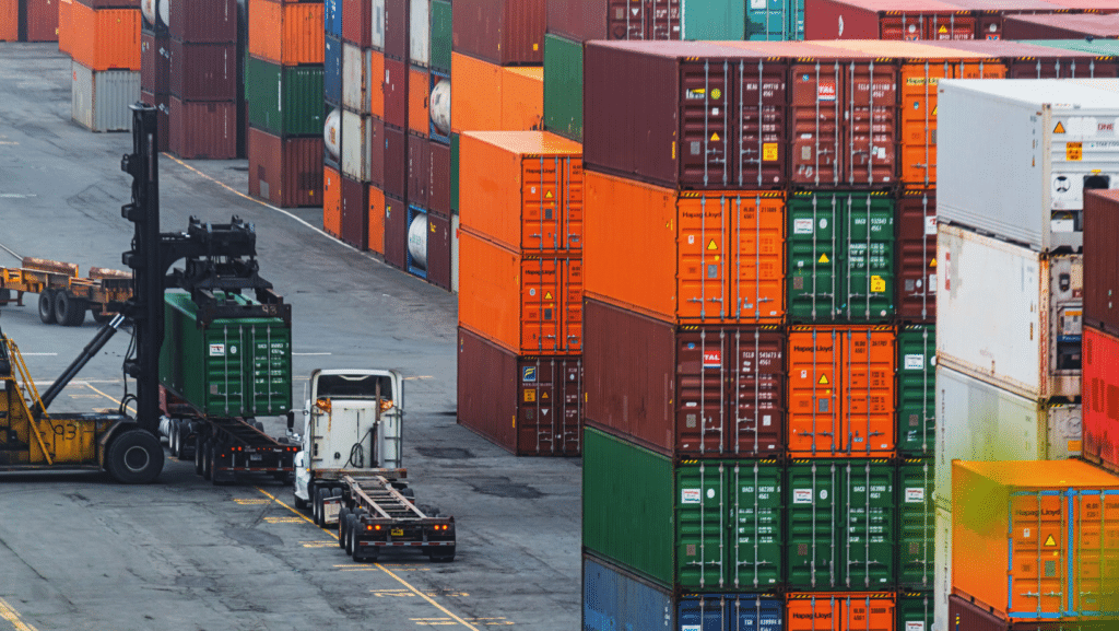 Sea freight from China to USA 4 Optimize your supply chain with efficient sea freight services from China to the USA, ensuring reliable and cost-effective transportation of goods across the Pacific Ocean.